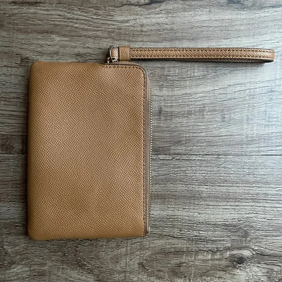 COACH Wristlet - Picture 6 of 7